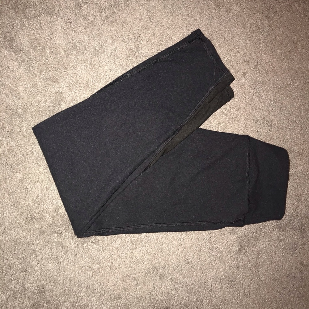 Black leggings